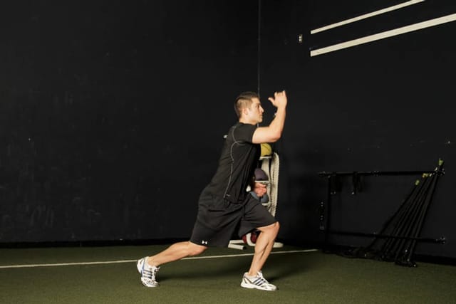 Scissors Jump, start position
